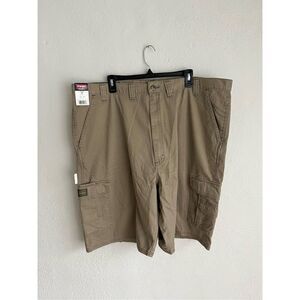 Wrangler Originals Man Premium Fabric Loose Fit Cargo Short, Size 44
